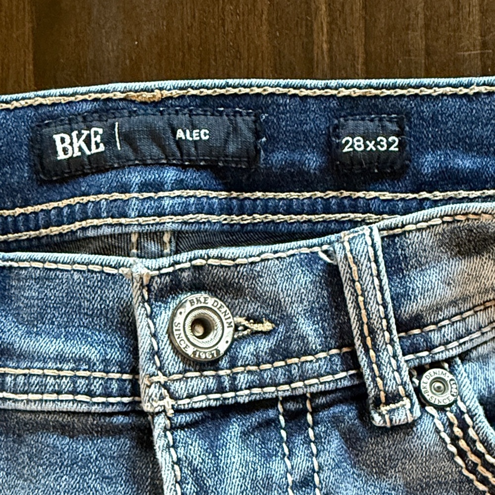 BKE Faded Blue Denim Jeans - Picture 4 of 11